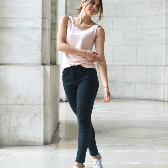 Light pink tank top - Picture 8 of 8